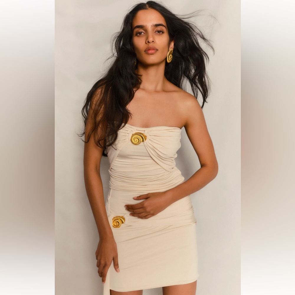 Meshki Slinky Skirt and Strapless Top Set with Shells